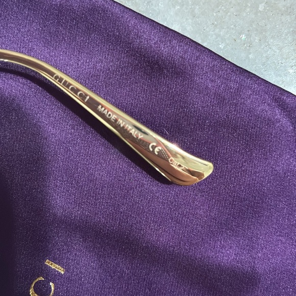 Gucci sunglasses GG0225S - Picture 9 of 17